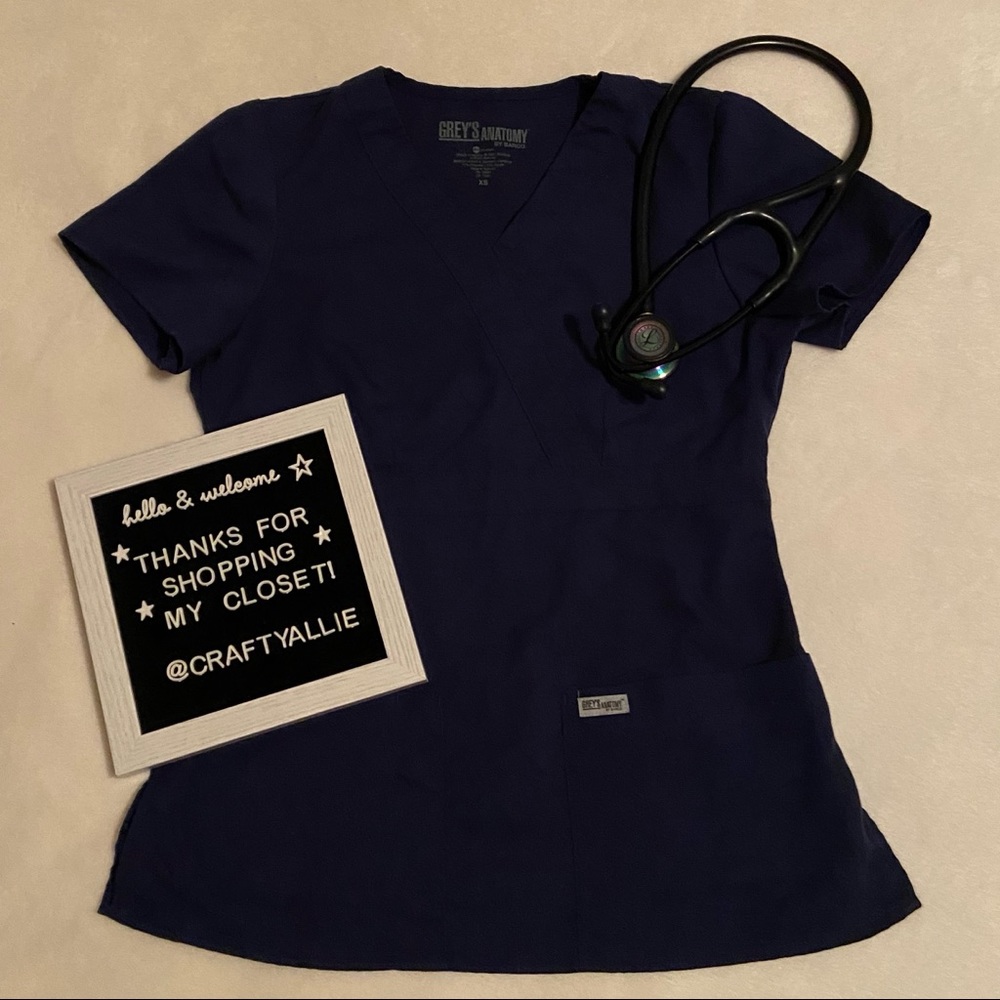 Grey’s Anatomy Navy Scrub Top || XS